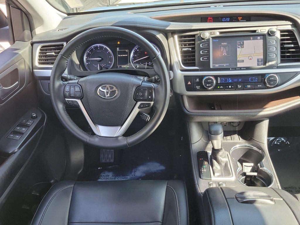 used 2019 Toyota Highlander car, priced at $25,193
