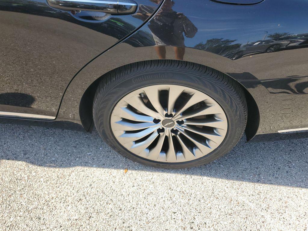 used 2018 Genesis G90 car, priced at $21,877