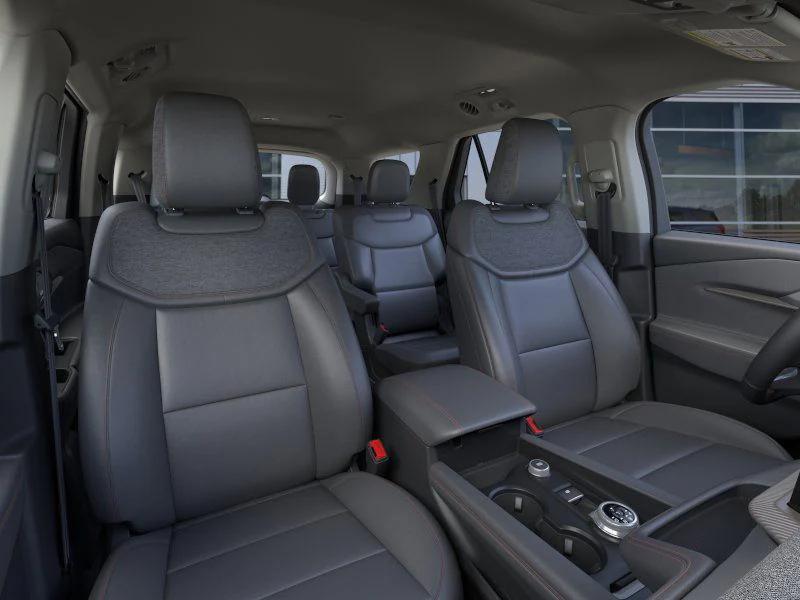 new 2025 Ford Explorer car, priced at $32,399