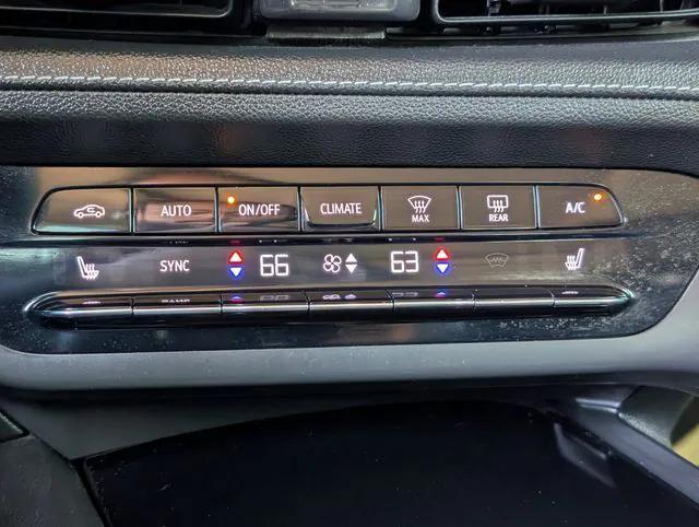 used 2023 Buick Envision car, priced at $25,494