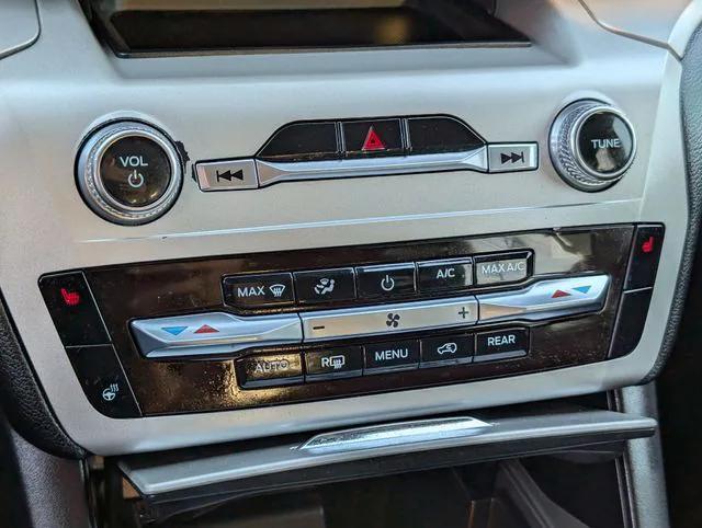 used 2021 Ford Explorer car, priced at $17,499