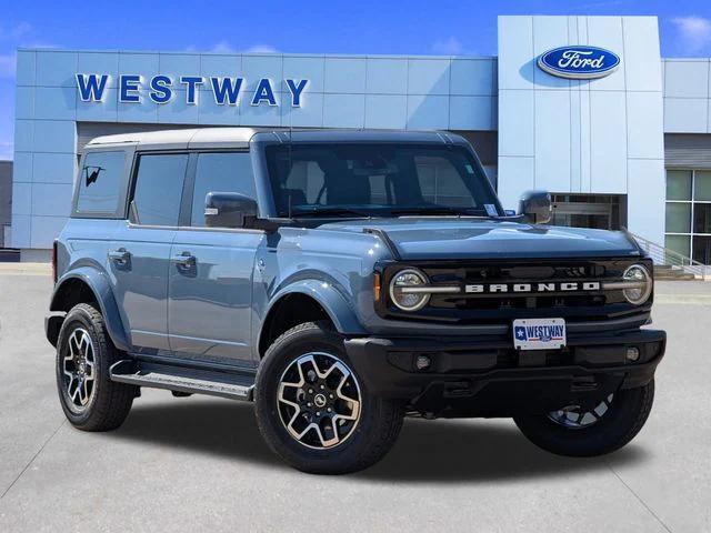 new 2025 Ford Bronco car, priced at $49,098