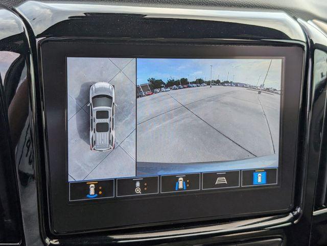 used 2023 Chevrolet Traverse car, priced at $25,499