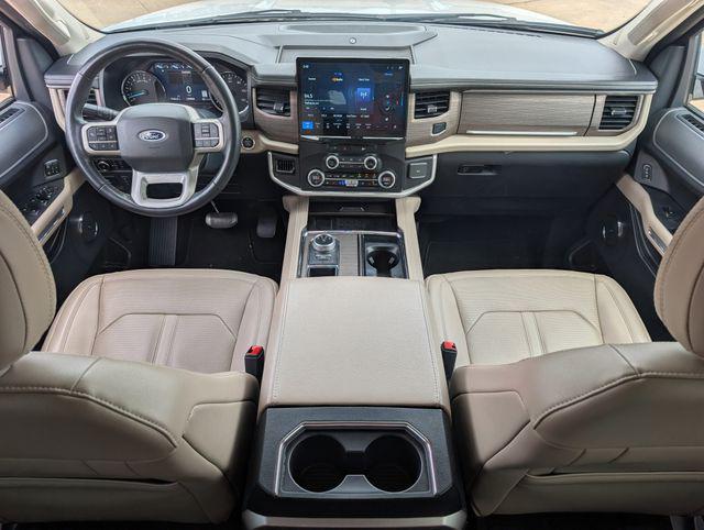 used 2024 Ford Expedition car, priced at $38,325