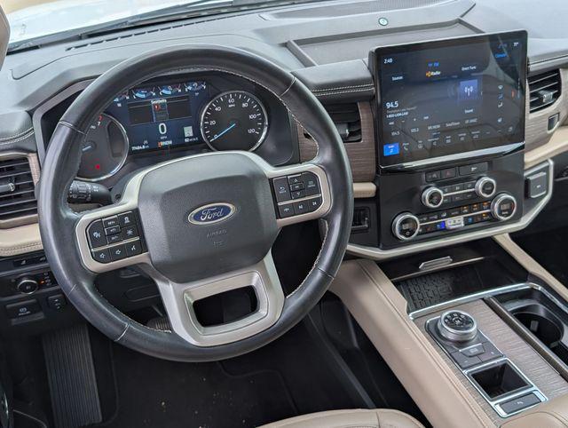 used 2024 Ford Expedition car, priced at $38,325