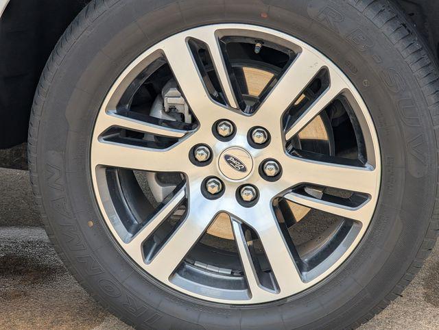 used 2024 Ford Expedition car, priced at $38,325