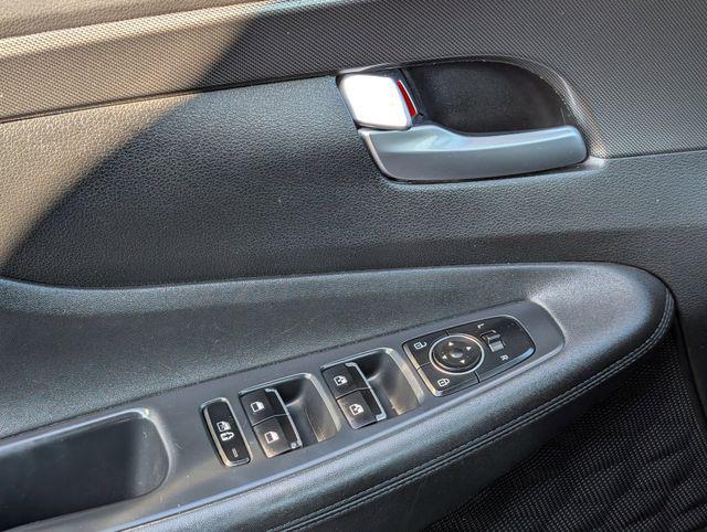 used 2023 Hyundai Santa Fe car, priced at $19,821