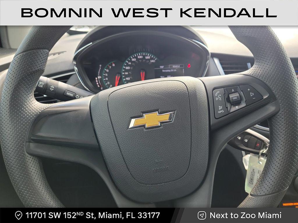 used 2022 Chevrolet Trax car, priced at $15,990