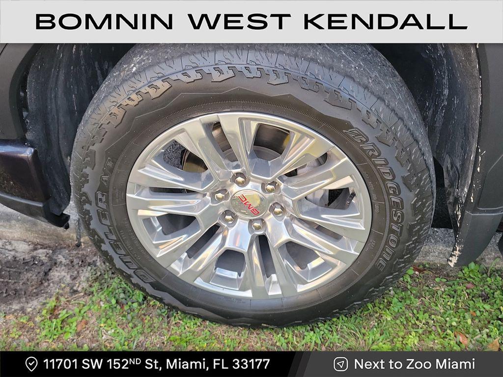 used 2024 GMC Sierra 1500 car, priced at $49,990