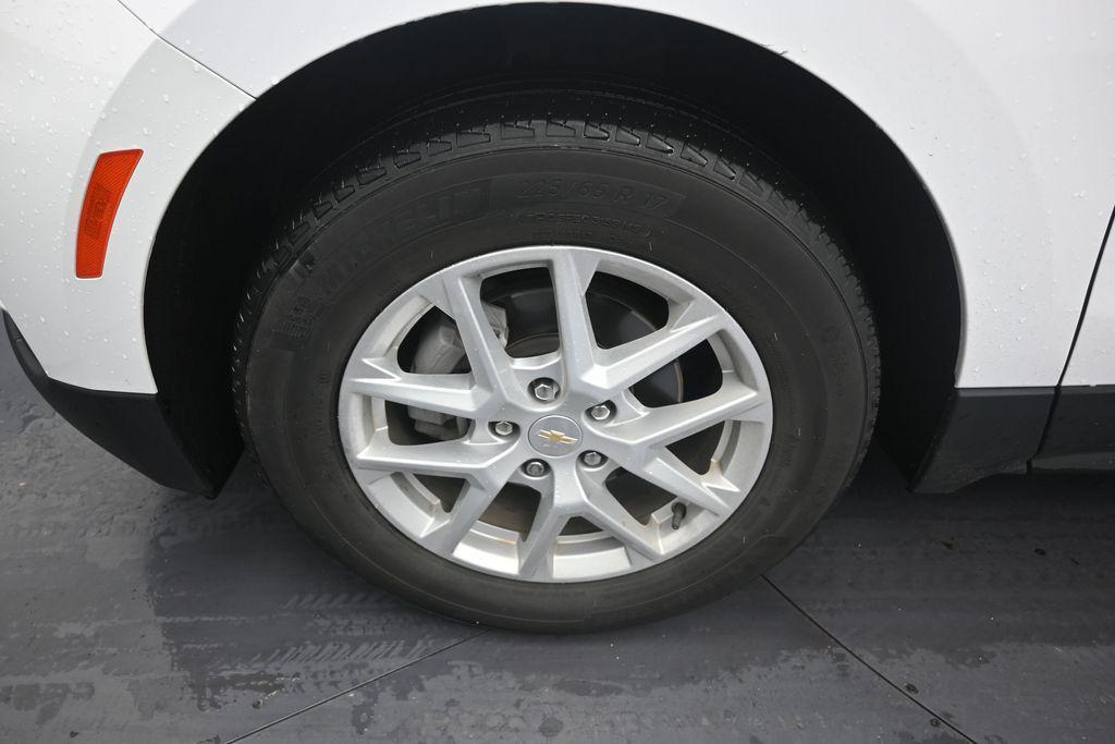 used 2023 Chevrolet Equinox car, priced at $16,490