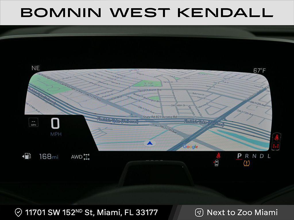 used 2025 Chevrolet Traverse car, priced at $44,990