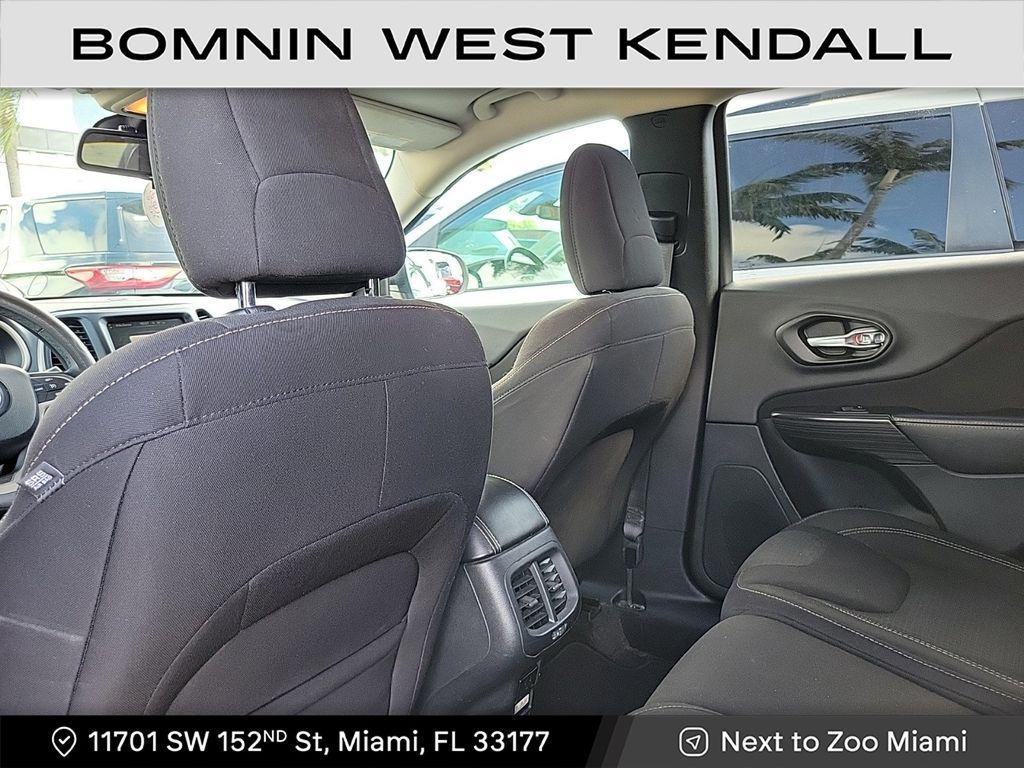 used 2016 Jeep Cherokee car, priced at $6,990
