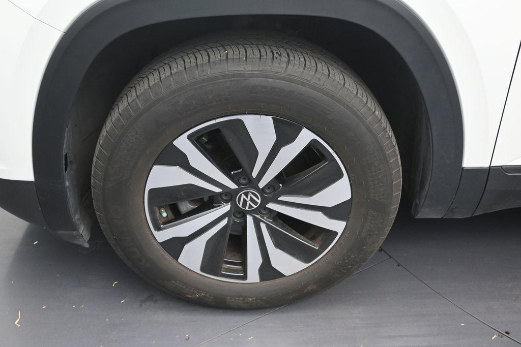 used 2025 Volkswagen Atlas car, priced at $29,490