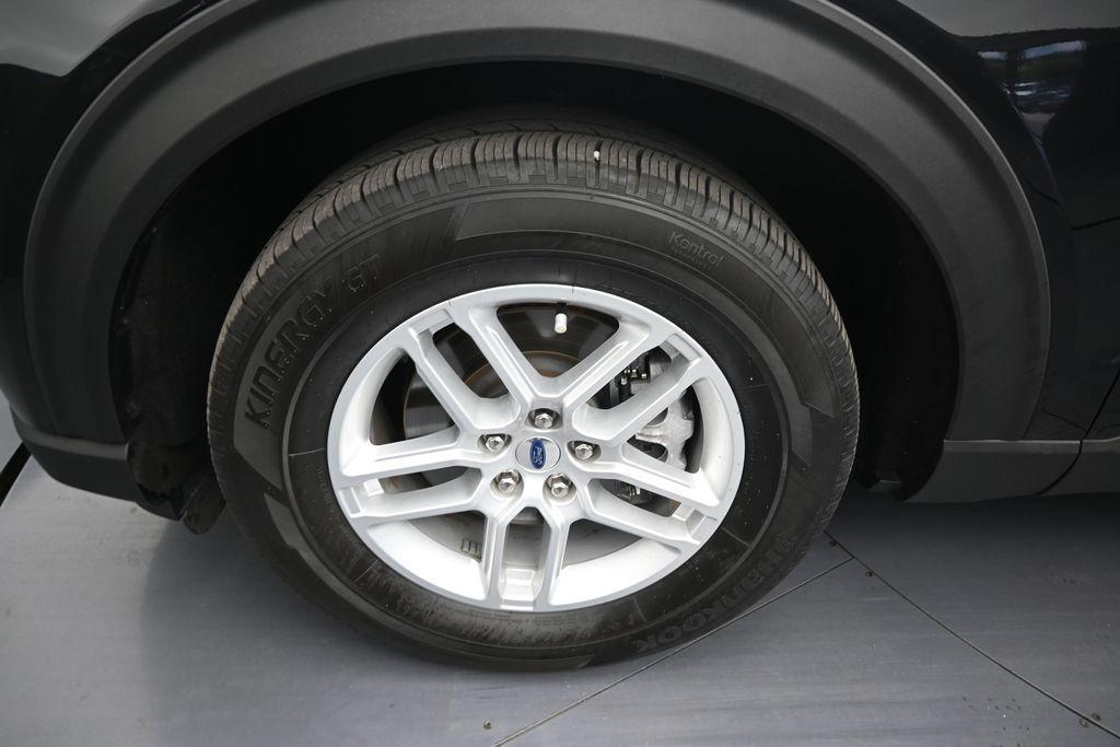 used 2025 Ford Explorer car, priced at $33,490