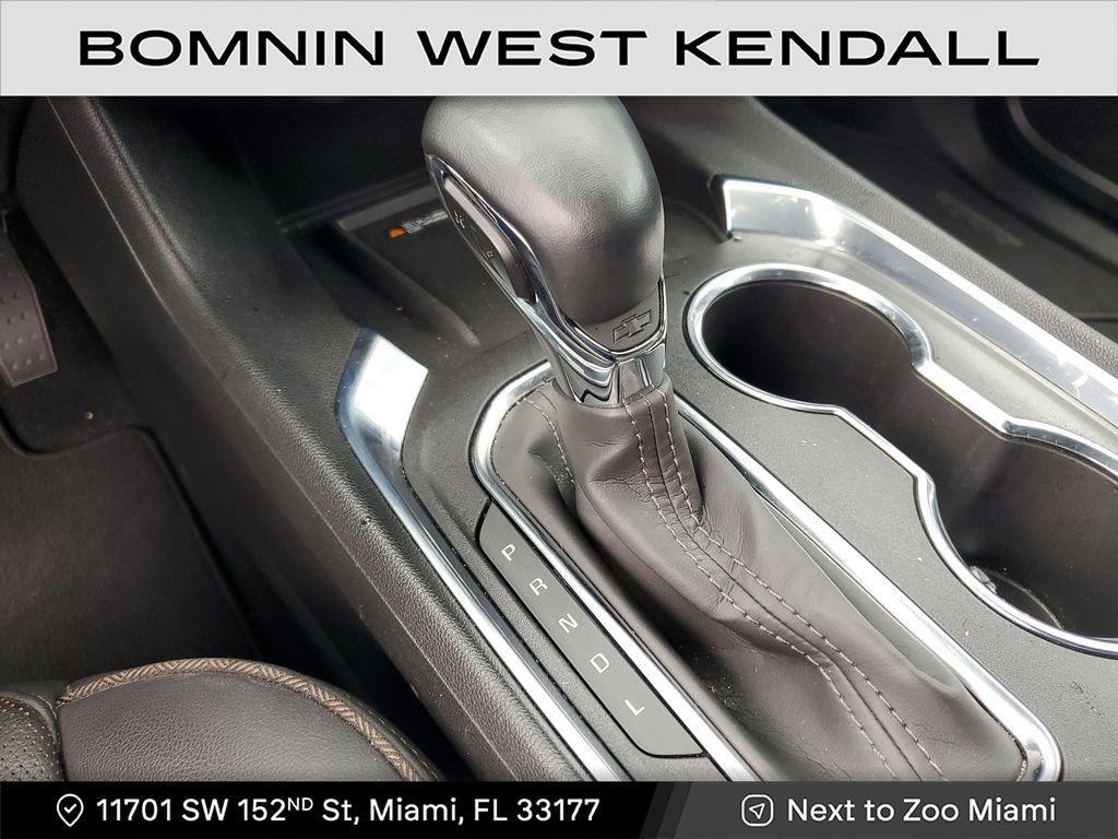 used 2023 Chevrolet Traverse car, priced at $34,990