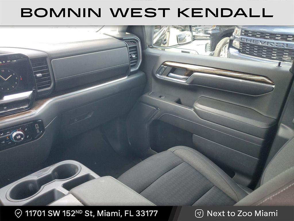 used 2023 GMC Sierra 1500 car, priced at $31,490