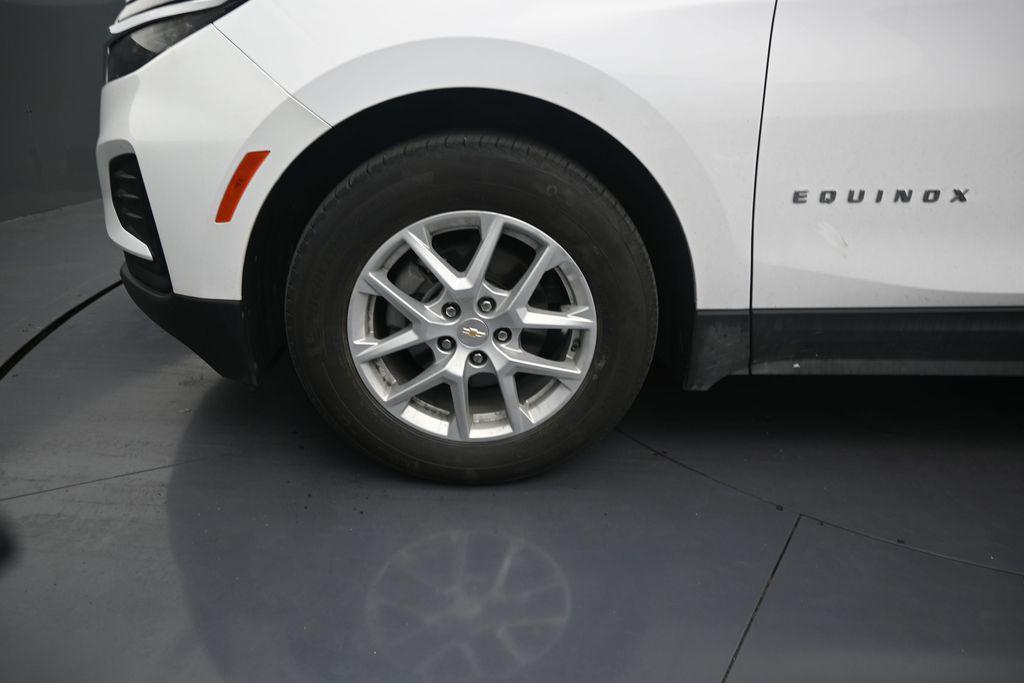 used 2024 Chevrolet Equinox car, priced at $14,990