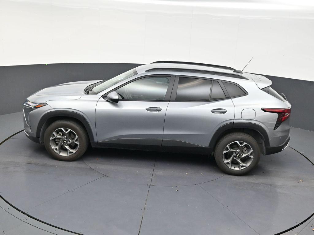 used 2024 Chevrolet Trax car, priced at $15,990