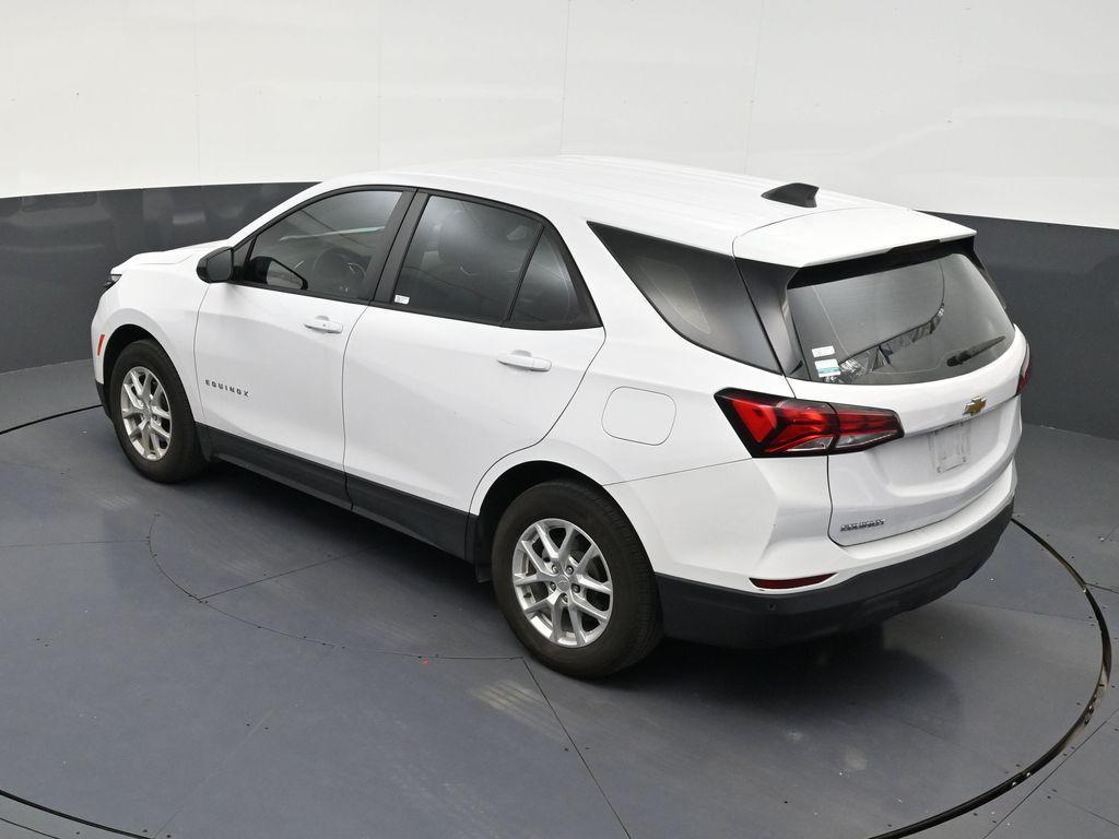 used 2024 Chevrolet Equinox car, priced at $18,990