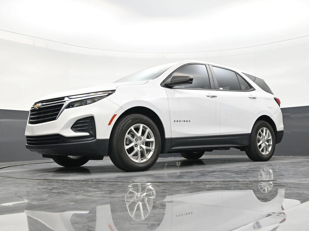 used 2024 Chevrolet Equinox car, priced at $18,990