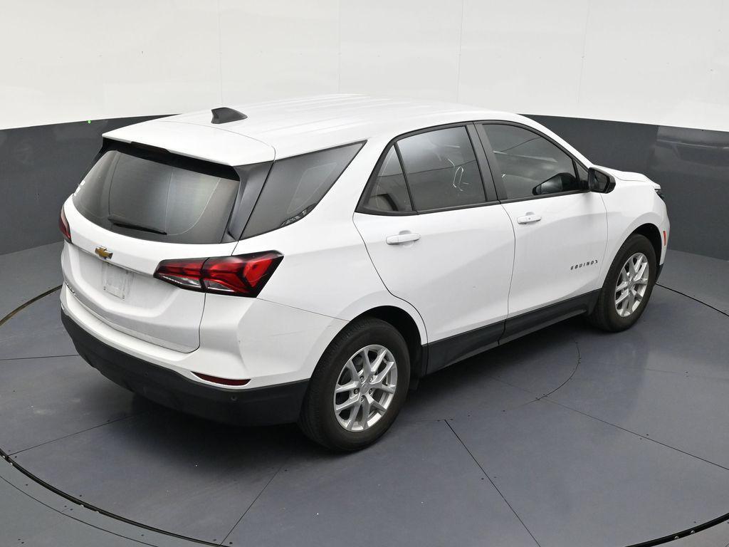 used 2024 Chevrolet Equinox car, priced at $18,990