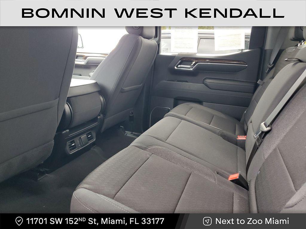 used 2024 GMC Sierra 1500 car, priced at $40,990