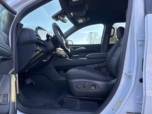 new 2026 Chevrolet Traverse car, priced at $45,950