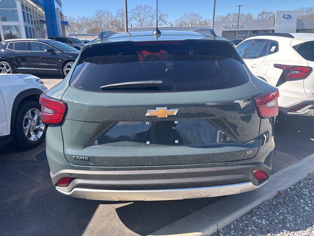 new 2026 Chevrolet Trax car, priced at $23,918