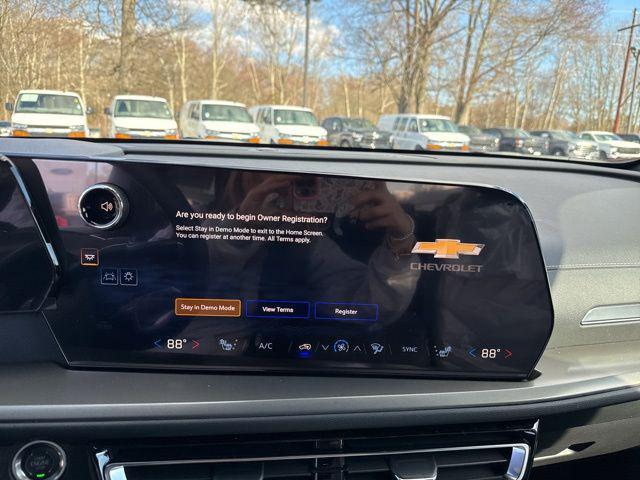 new 2026 Chevrolet Traverse car, priced at $41,073