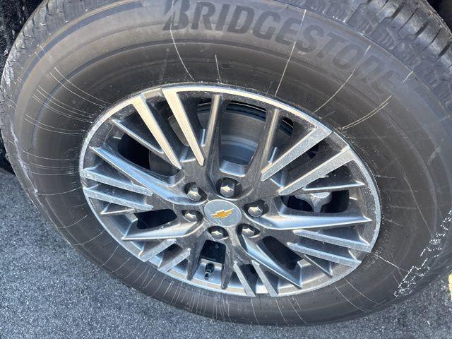 new 2026 Chevrolet Traverse car, priced at $45,290