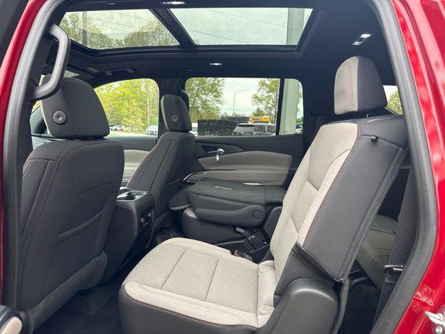 new 2026 Chevrolet Traverse car, priced at $46,290