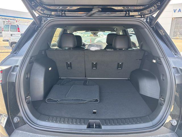 new 2026 Chevrolet Equinox car, priced at $34,127