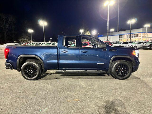 used 2022 GMC Sierra 1500 car, priced at $28,588