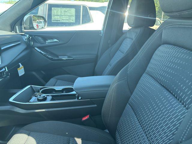 new 2026 Chevrolet Equinox car, priced at $28,476