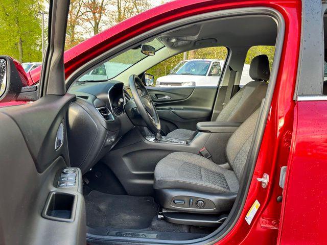 used 2023 Chevrolet Equinox car, priced at $25,639