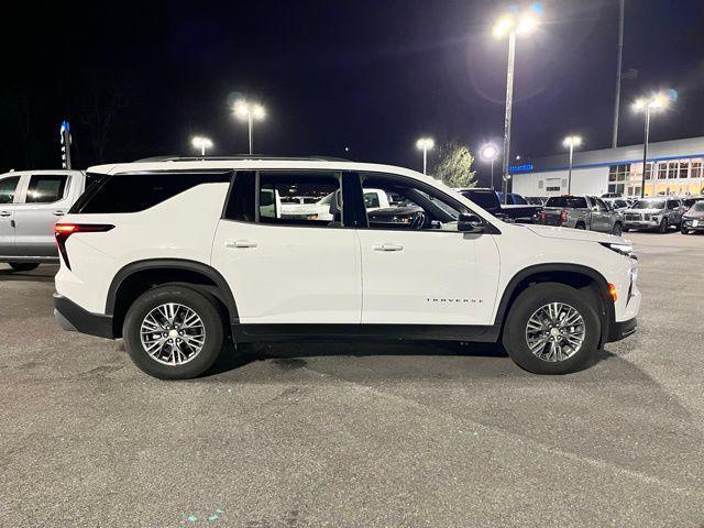 used 2025 Chevrolet Traverse car, priced at $37,670