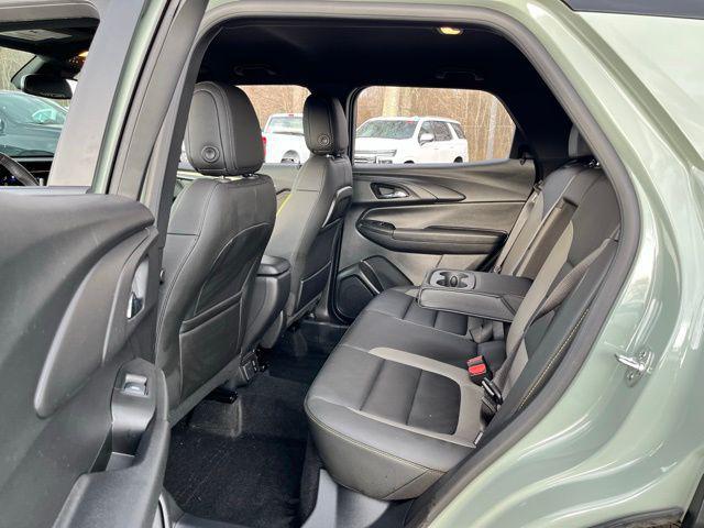 used 2025 Chevrolet TrailBlazer car, priced at $29,989