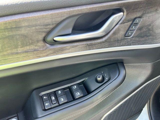 used 2026 Jeep Grand Cherokee car, priced at $45,639