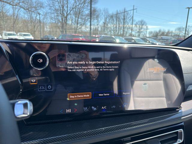 new 2026 Chevrolet Traverse car, priced at $56,595