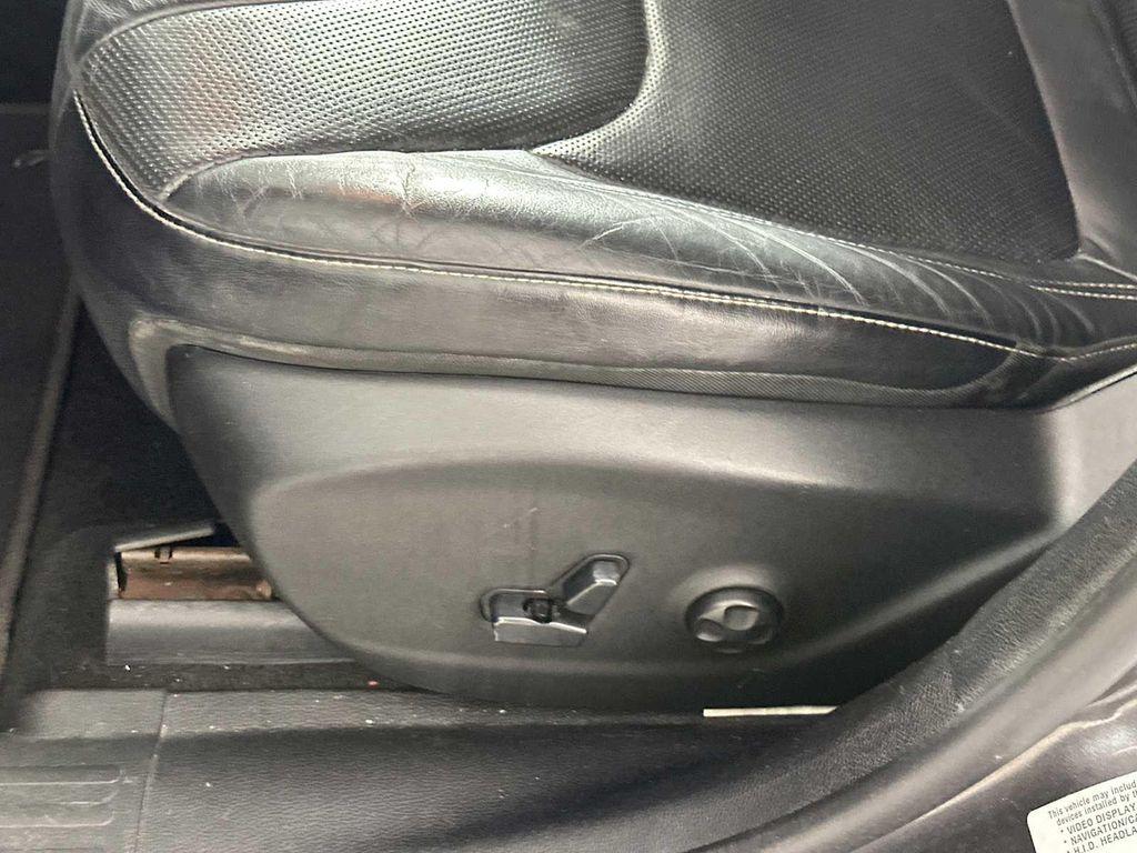 used 2014 Jeep Cherokee car, priced at $8,959