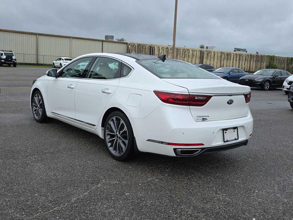 used 2018 Kia Cadenza car, priced at $17,440