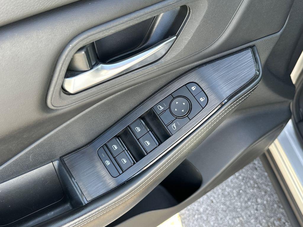 used 2024 Nissan Rogue car, priced at $20,732