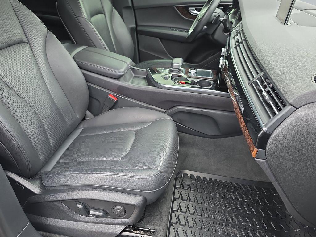 used 2018 Audi Q7 car, priced at $21,987