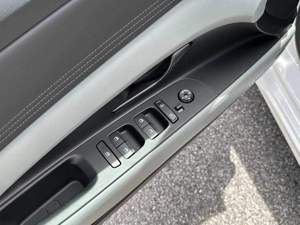 new 2026 Hyundai ELANTRA HEV car, priced at $31,067