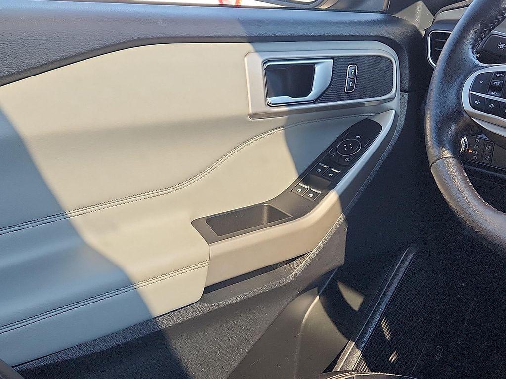used 2022 Ford Explorer car, priced at $29,795