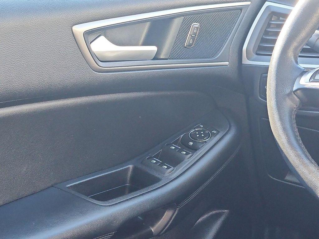 used 2022 Ford Edge car, priced at $26,895