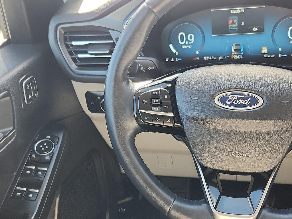 used 2023 Ford Escape car, priced at $25,269