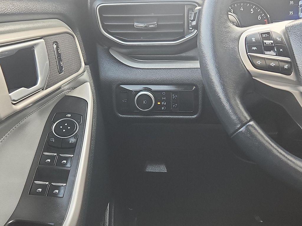 used 2023 Ford Explorer car, priced at $31,840