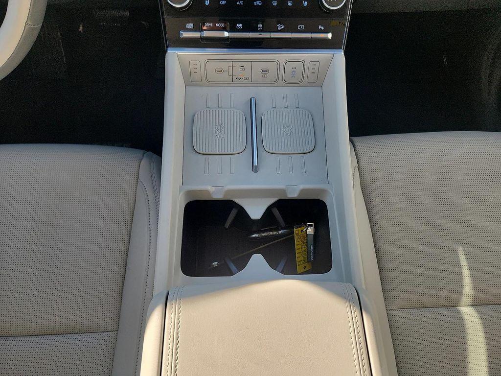 used 2025 Hyundai Santa Fe car, priced at $37,495