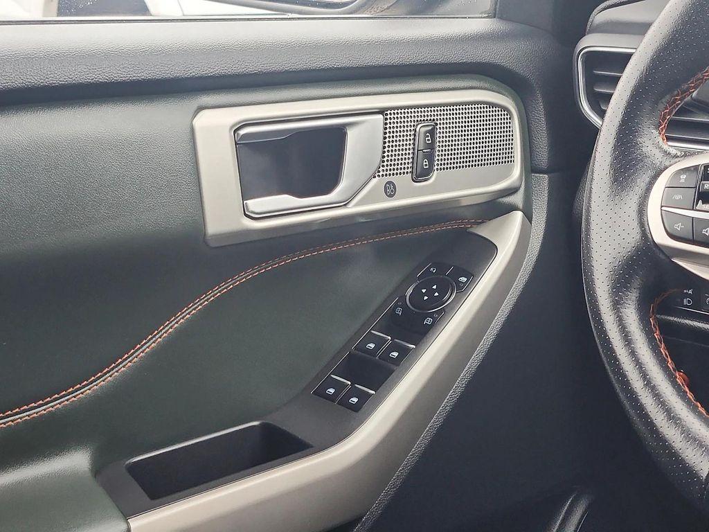 used 2022 Ford Explorer car, priced at $32,999